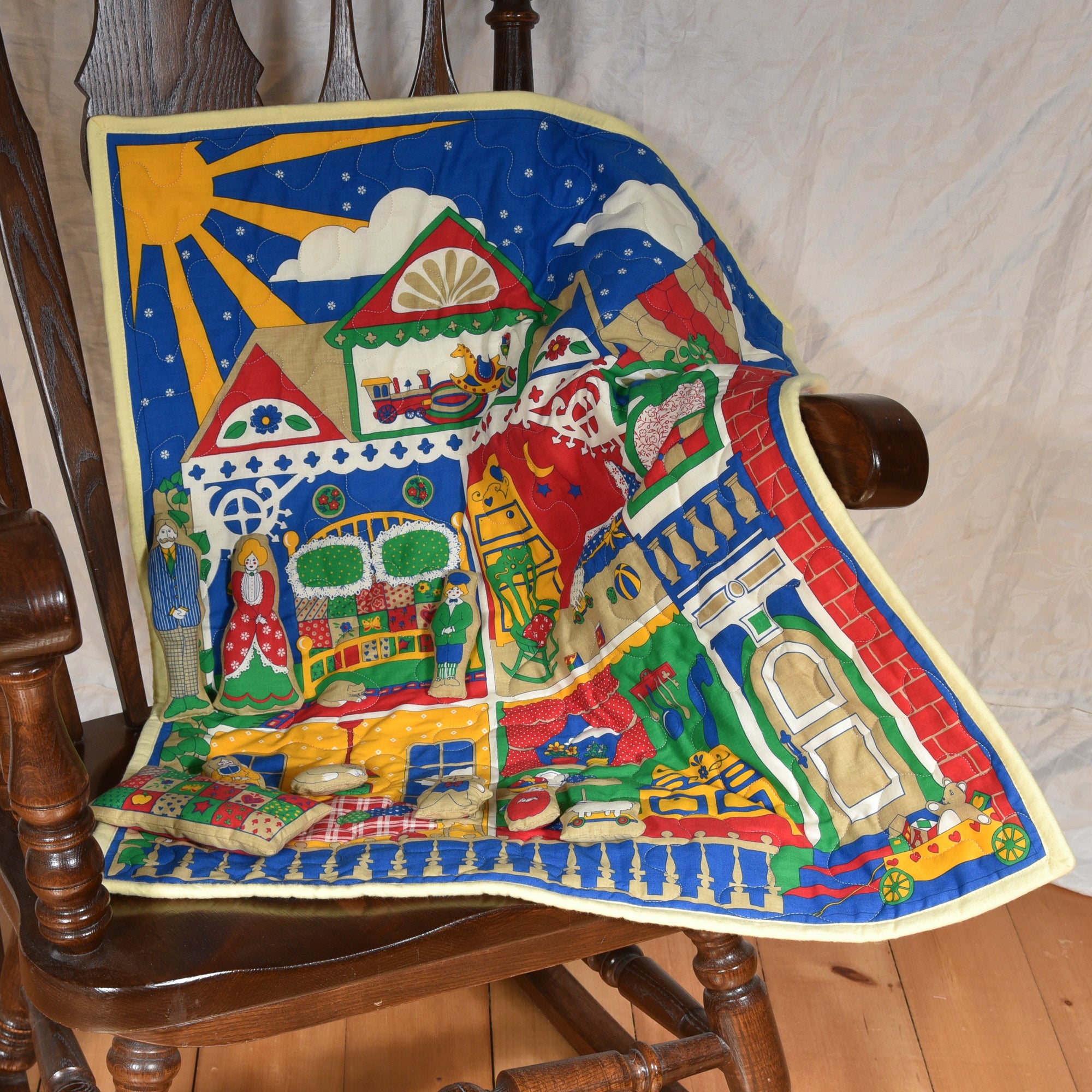 Quilted Dollhouse Play Mat With Figures