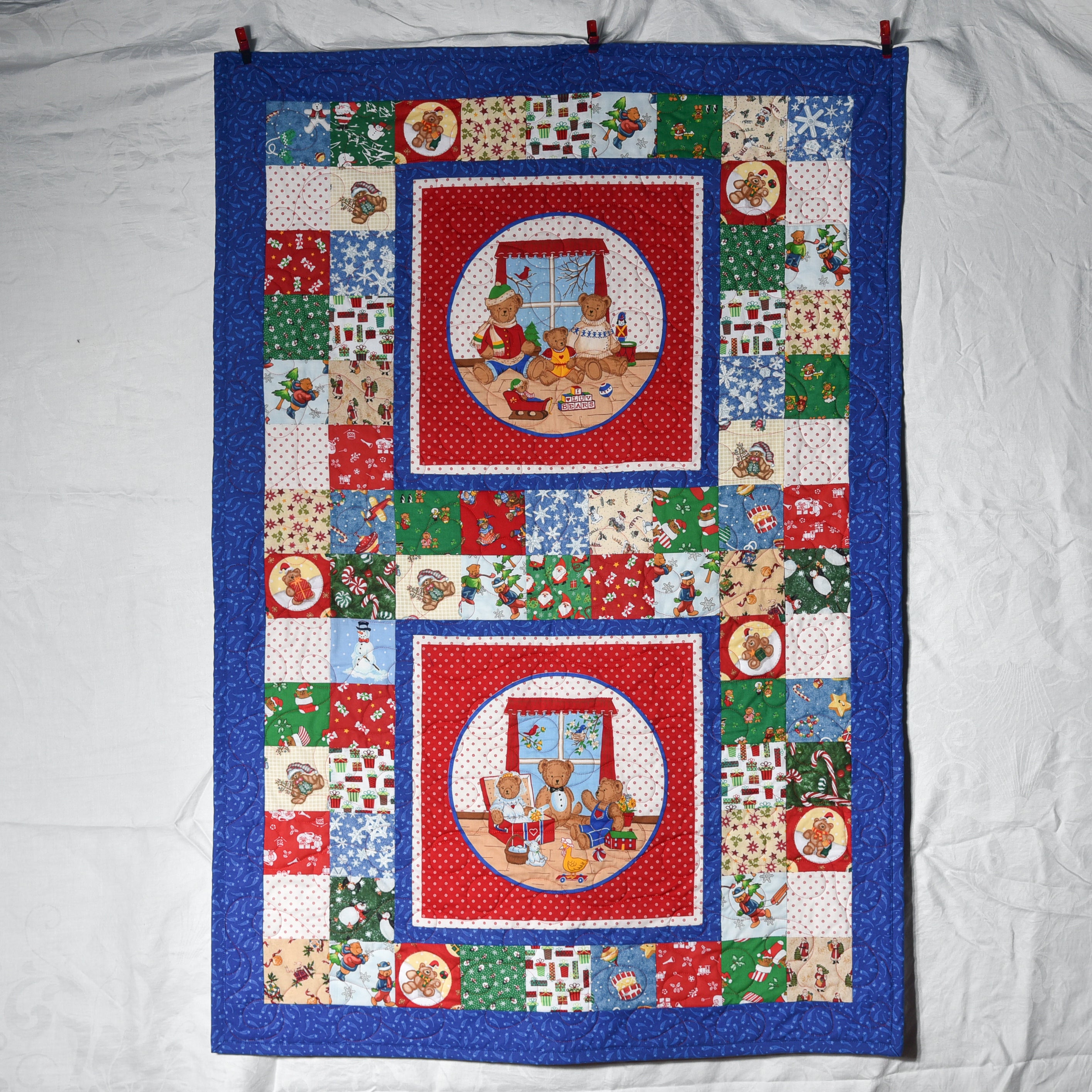 Teddy Bear Family Christmas Patchwork Quilt