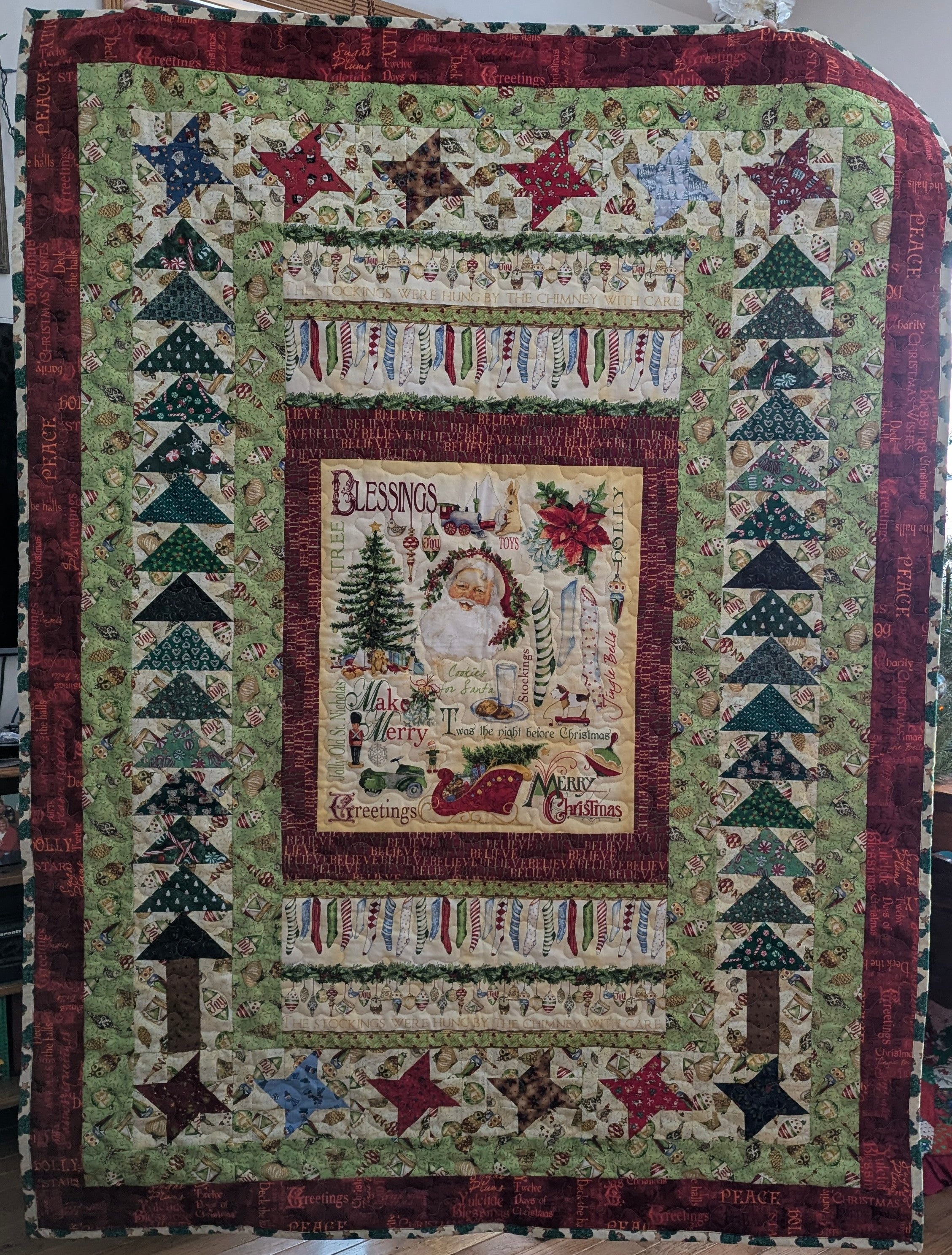 Santa With Toys Christmas Quilt