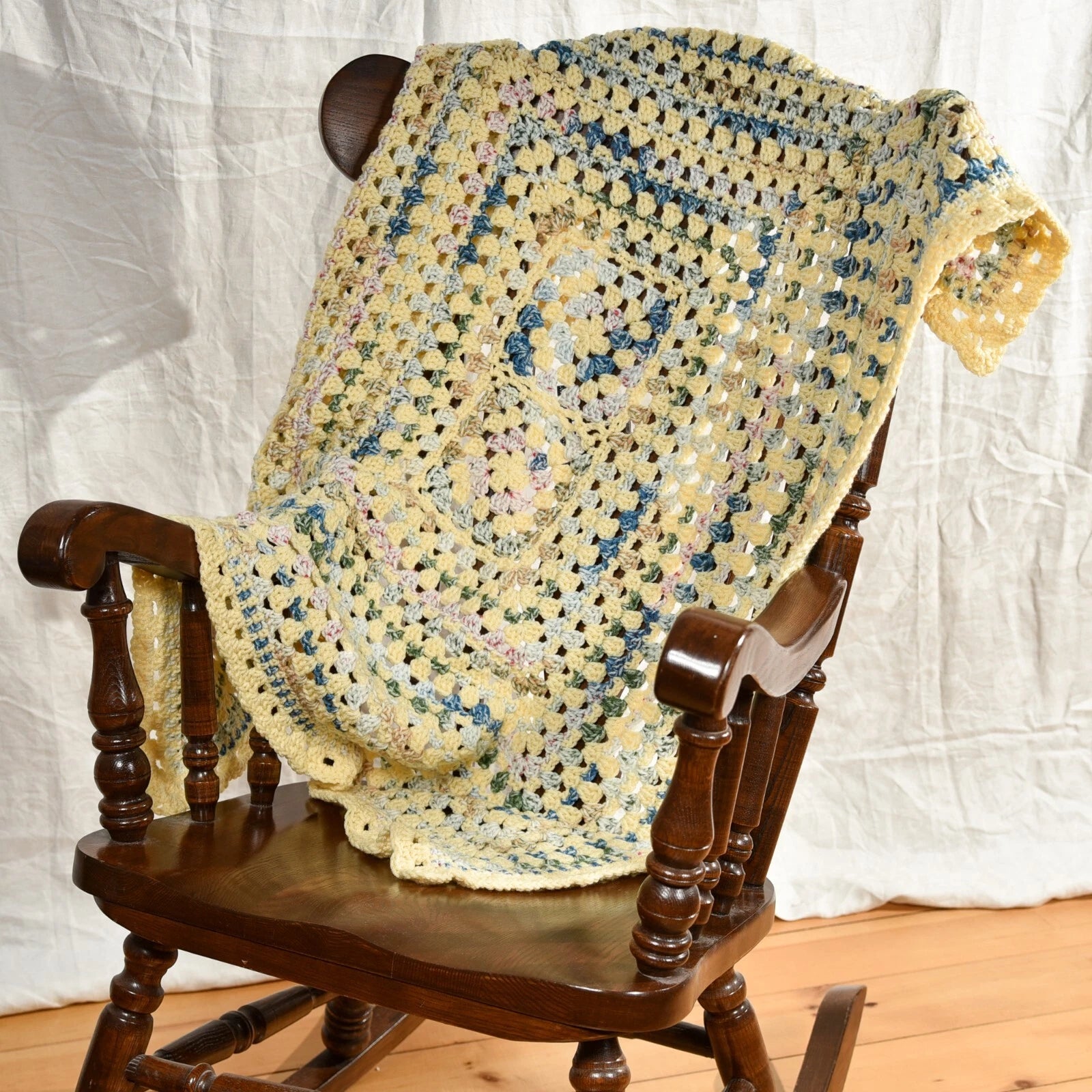 Buttercup Pond Crochet Blanket