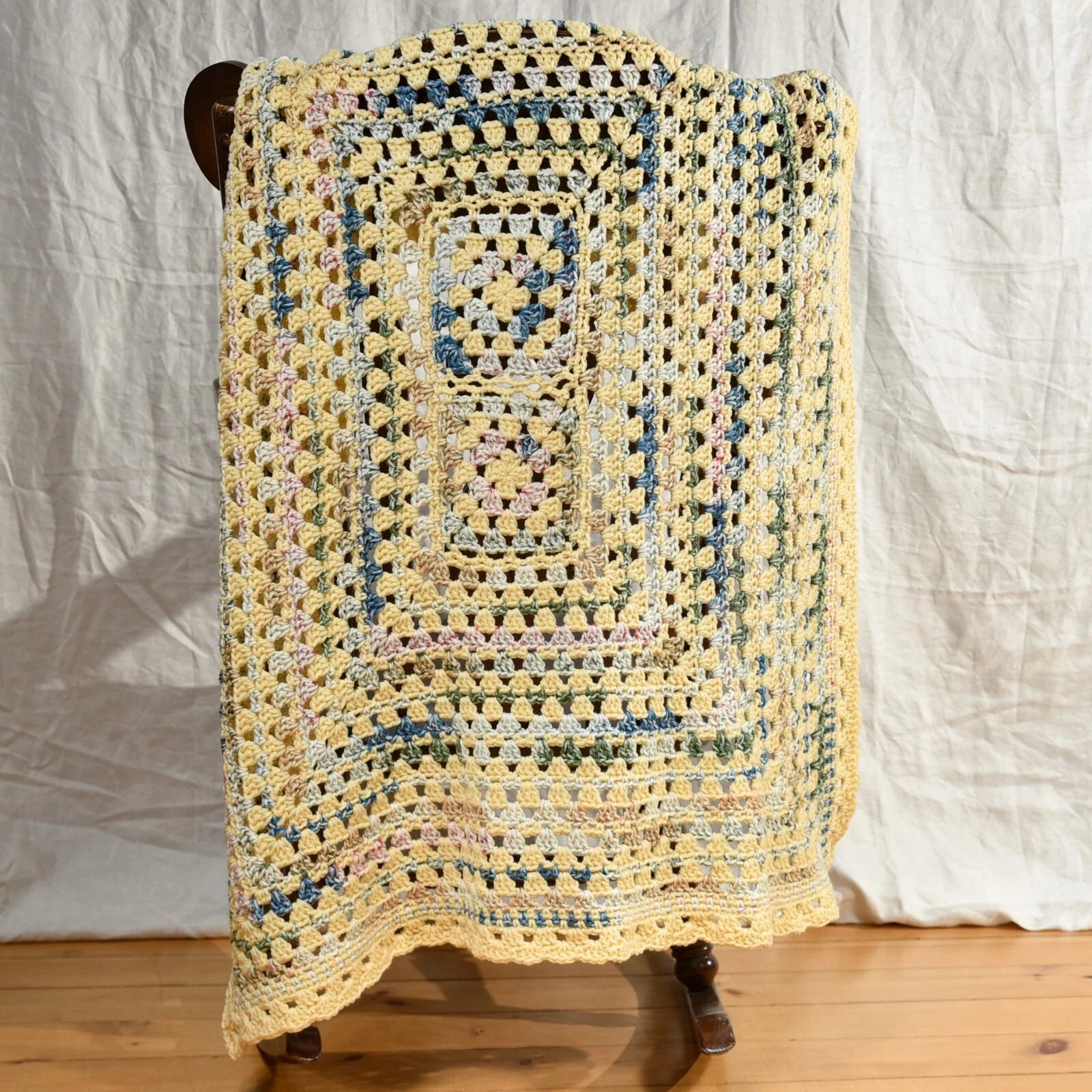 Buttercup Pond Crochet Blanket